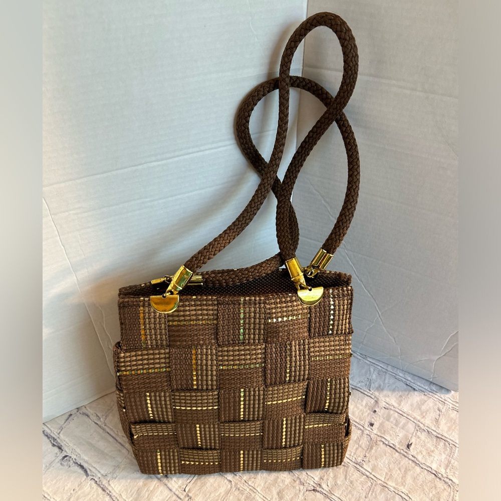 WARREN REED ITALIAN WOVEN TWO-TONE GOLD METALLIC PATTERN GOLD TONE HARDWARE BAG